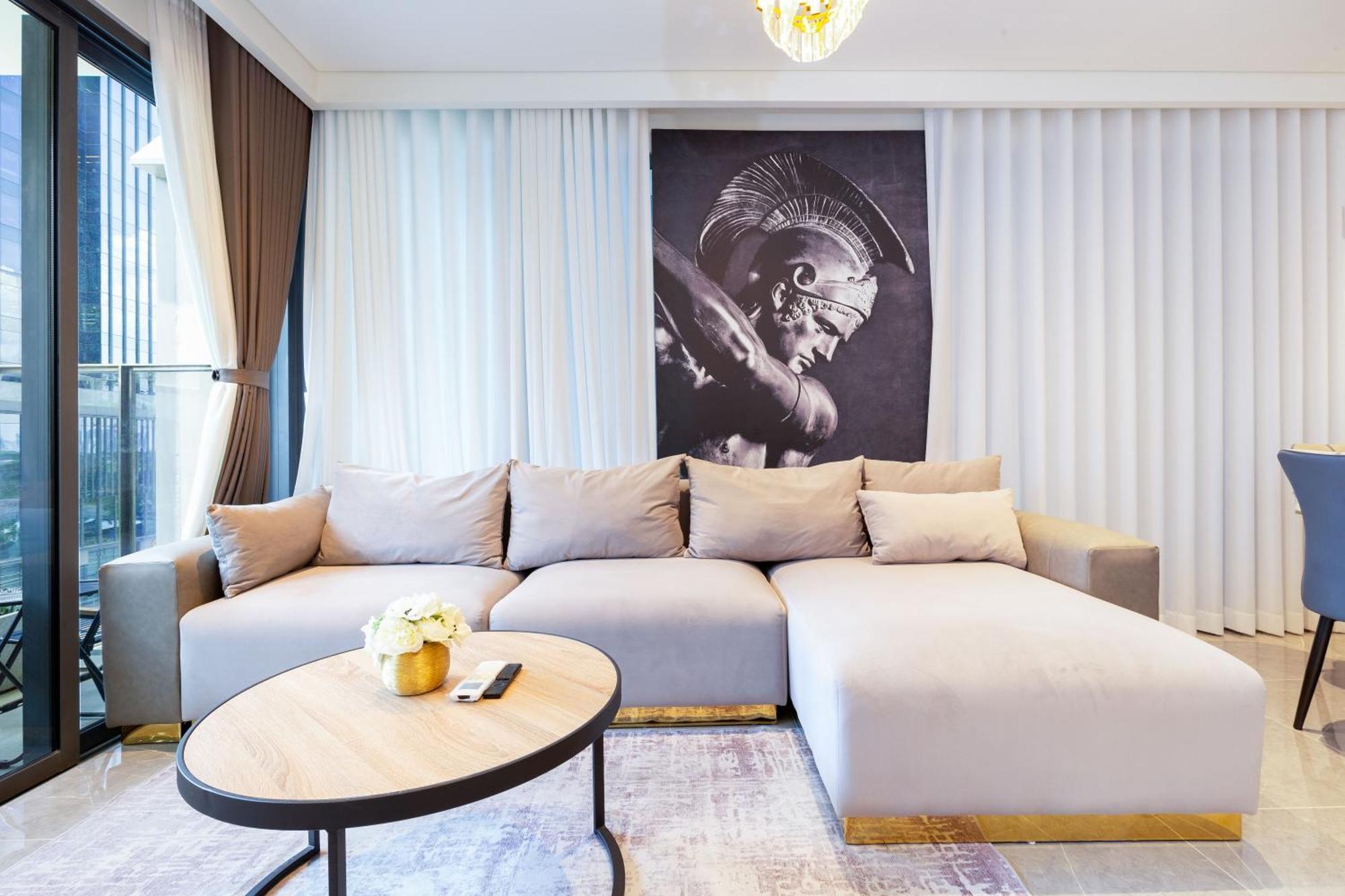 The Opera Apartment Cental Saigon Free Pool-Gym-Sauna Room- Golf Mini Ho Chi Minh City Exterior photo