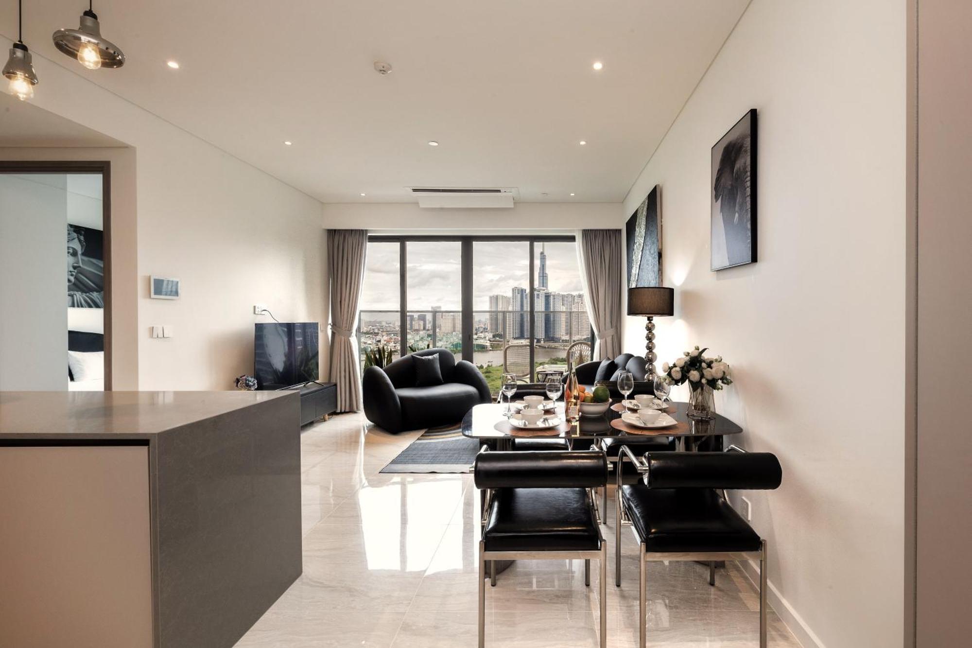 The Opera Apartment Cental Saigon Free Pool-Gym-Sauna Room- Golf Mini Ho Chi Minh City Exterior photo